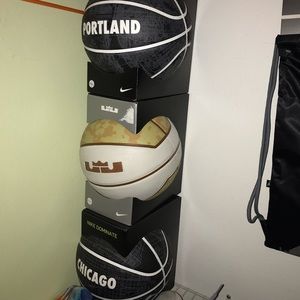 3 brand new Nike basketballs